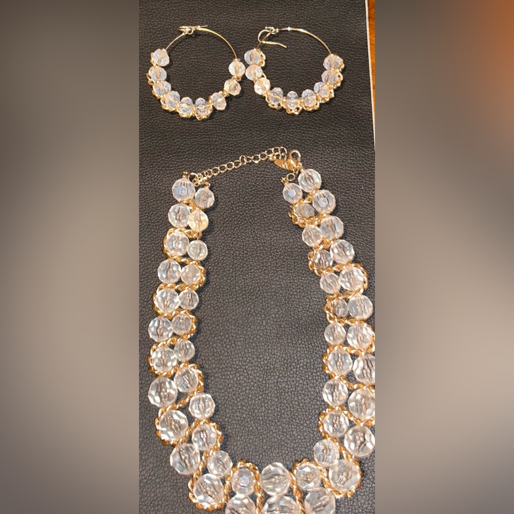 EUC 💎New York & Company Necklace and earrings - Picture 1 of 4